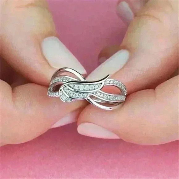 NEW Sterling Silver White Sapphire Angel Wing Ring - Picture 2 of 4